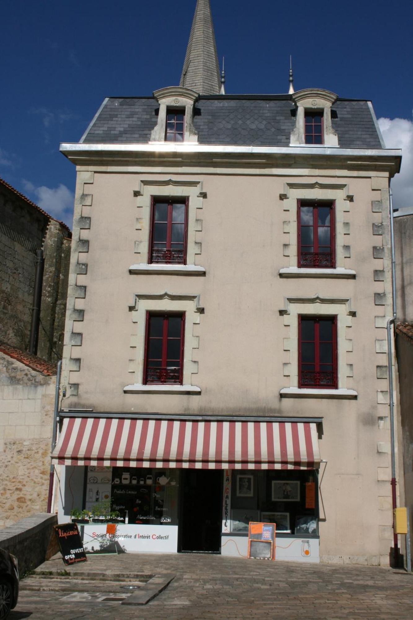 Les Nuits D'aldearde Apartment